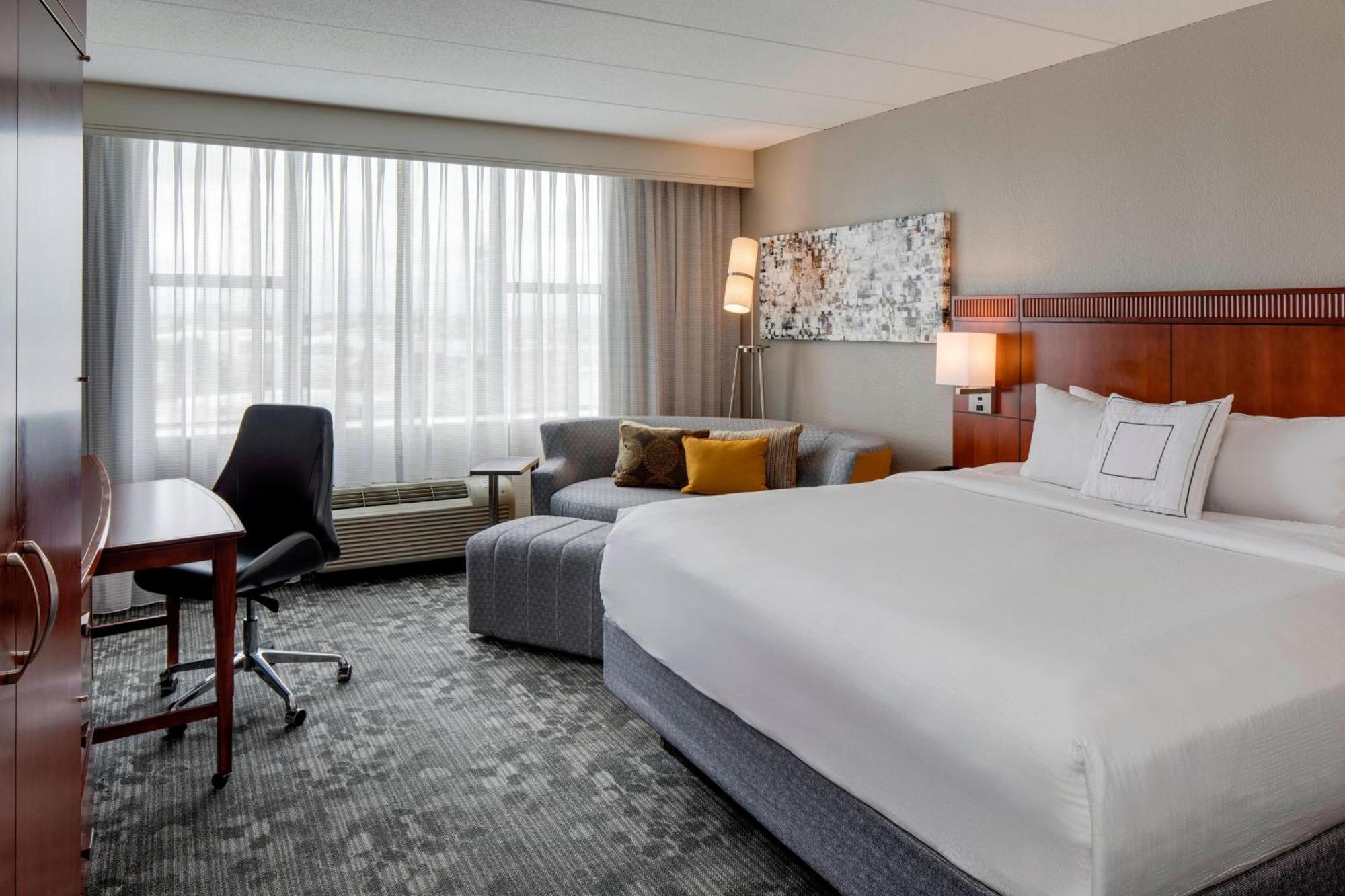 Hotel Courtyard By Marriott Boston Logan Airport Zewnętrze zdjęcie