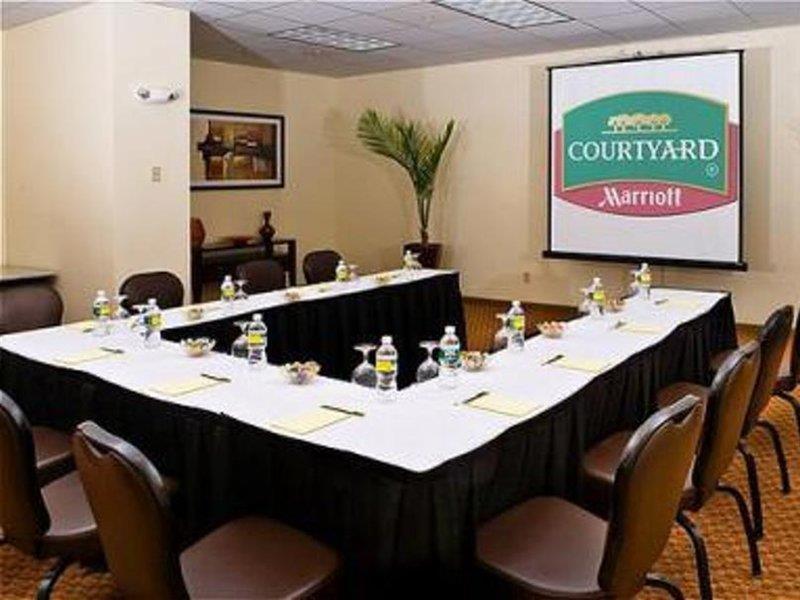 Hotel Courtyard By Marriott Boston Logan Airport Zewnętrze zdjęcie